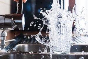 Hệ thống lọc nước uống gia đình có những lợi ích gì cho khách hàng?